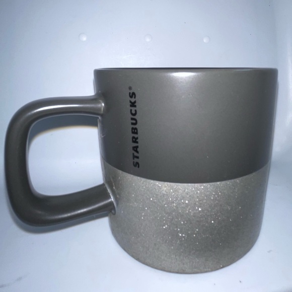 Starbucks Gray Glitter Bling Foil Stars inside New Never Used 12oz - Picture 1 of 1